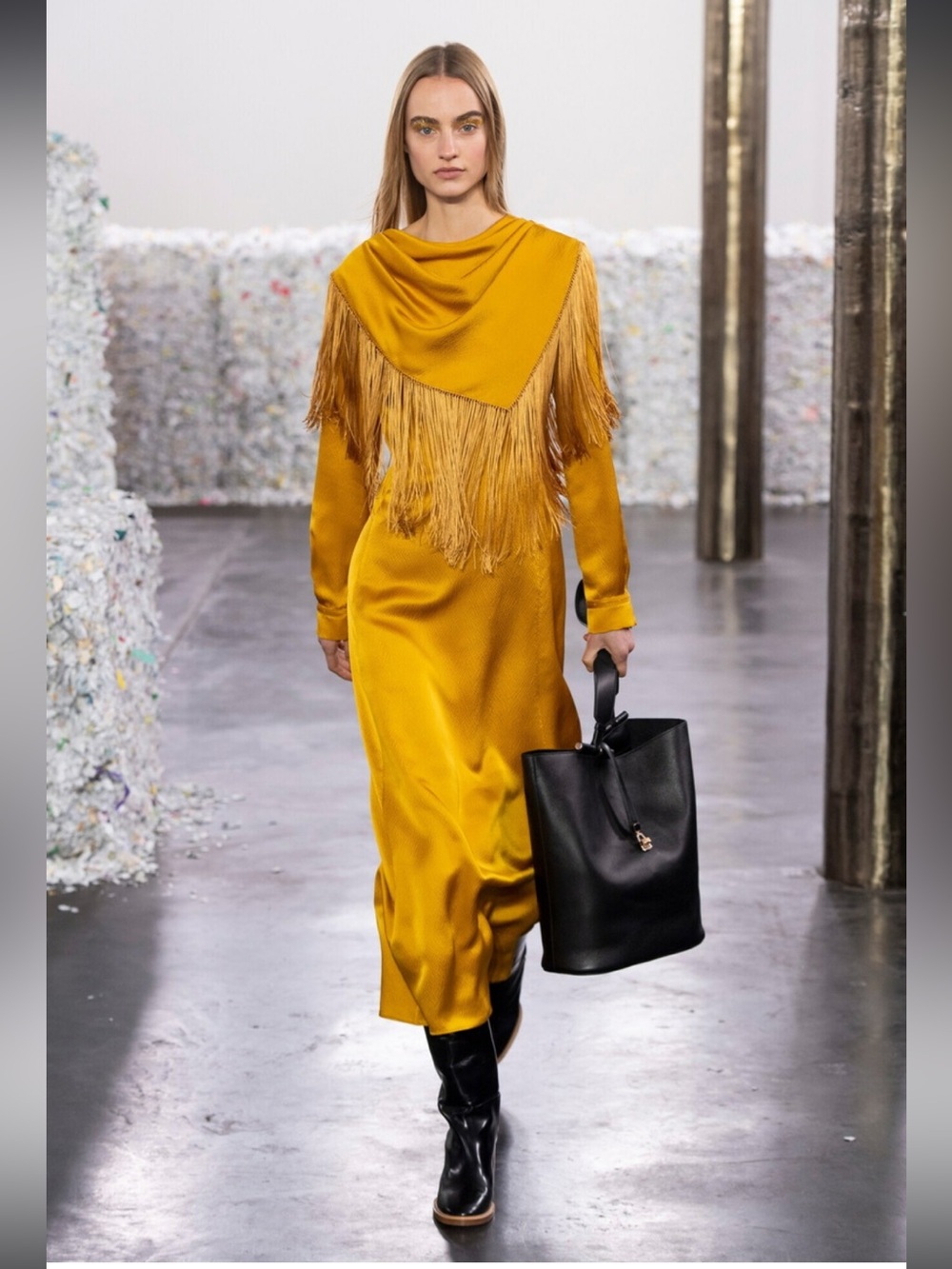 Gabriela Hearst Rouge Silk Fringe
Midi Scarf Dress Martellato Silk Saffron IT36